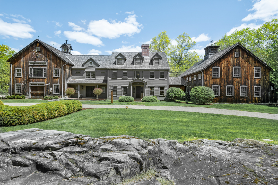 Ed Cady Roxbury Ct Restored Barn Colonial Front II