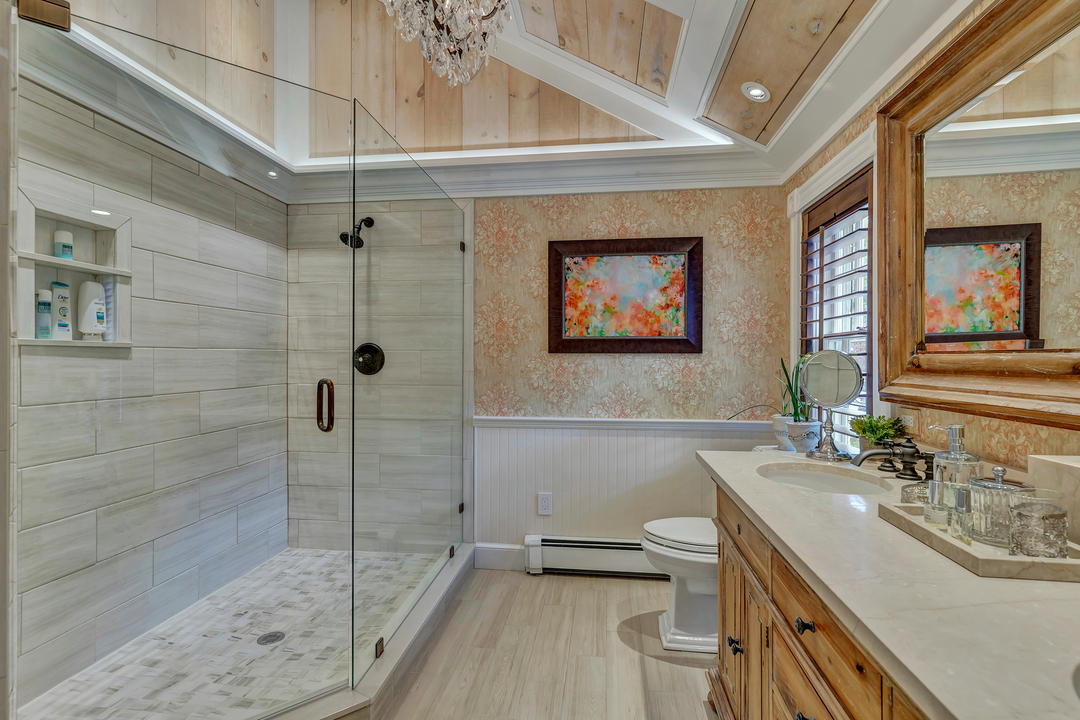 East Haddam Connecticut Country Estate Master Bath