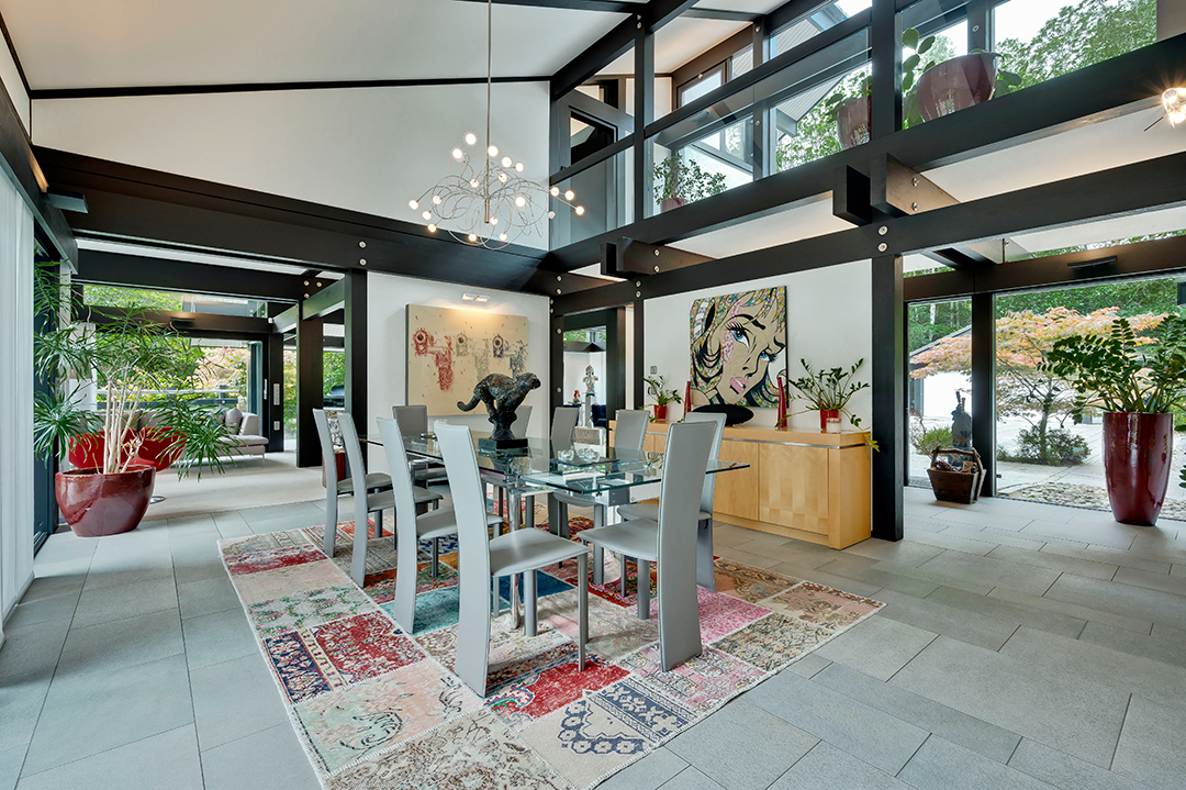 Antonio Banderas Seeks 3m For Prefab Home In The English Countryside Dining Area