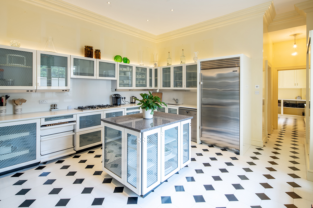 London Belgravia Apartment Once Home To Two Prime Ministers And An Heiress Wants 23m Kitchen