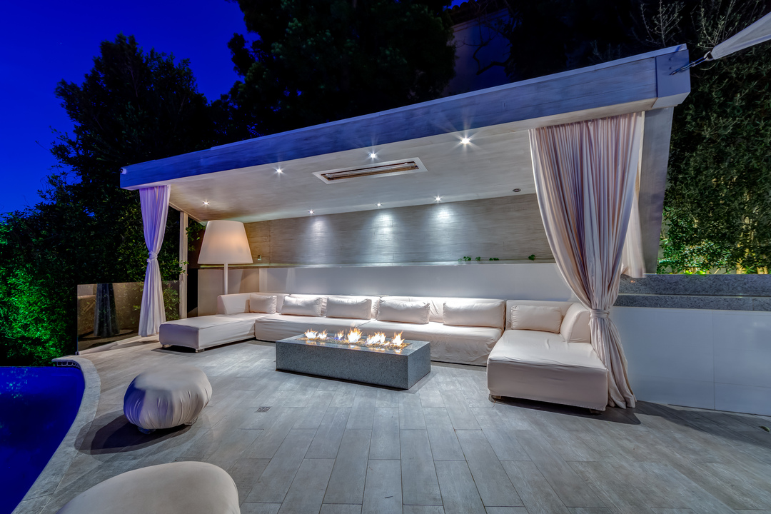 Victorias Secret Jeweler Bel Air Mansion Pool Cabana