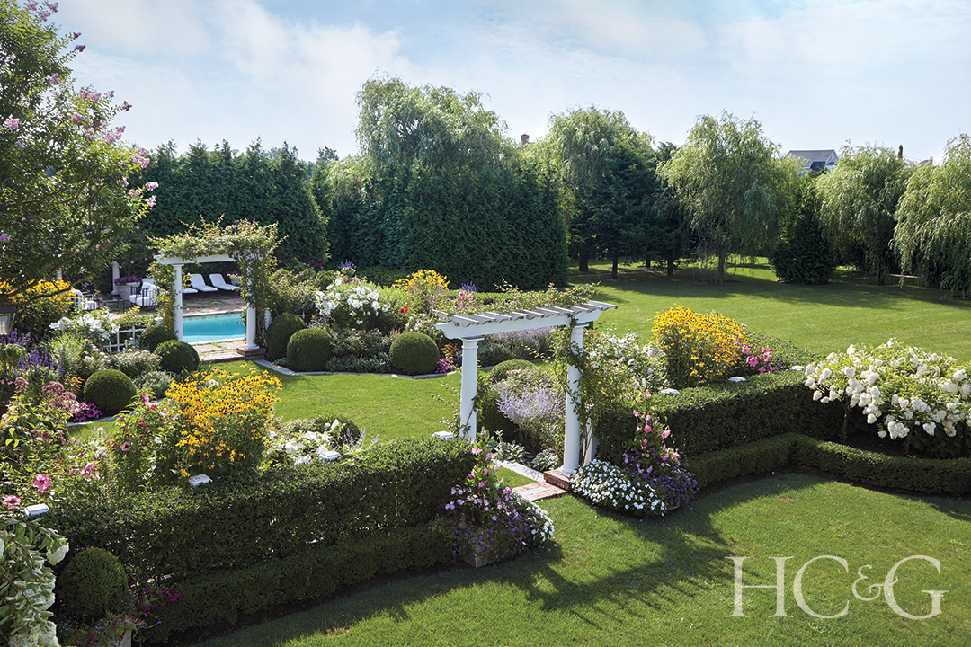 garden arch trellises in spacious backyard