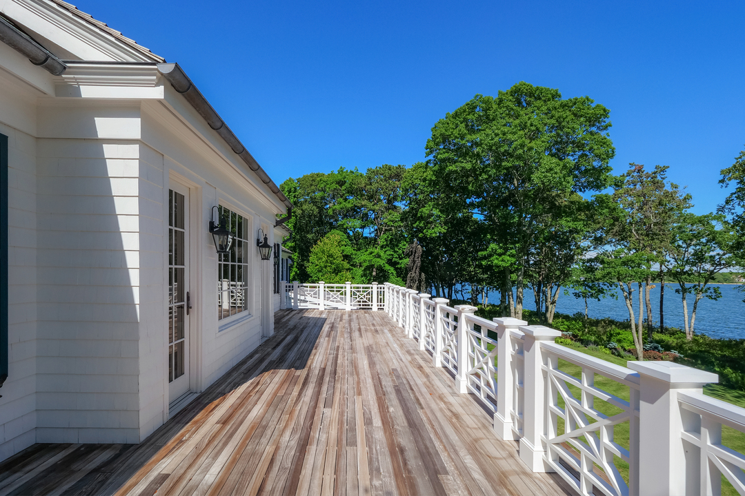 Sheldon Solow Wainscott Hamptons Beach House Balcony
