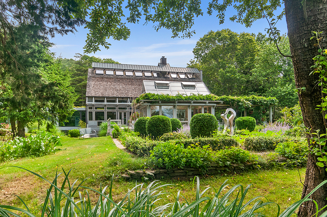 East Hampton Home Exterior