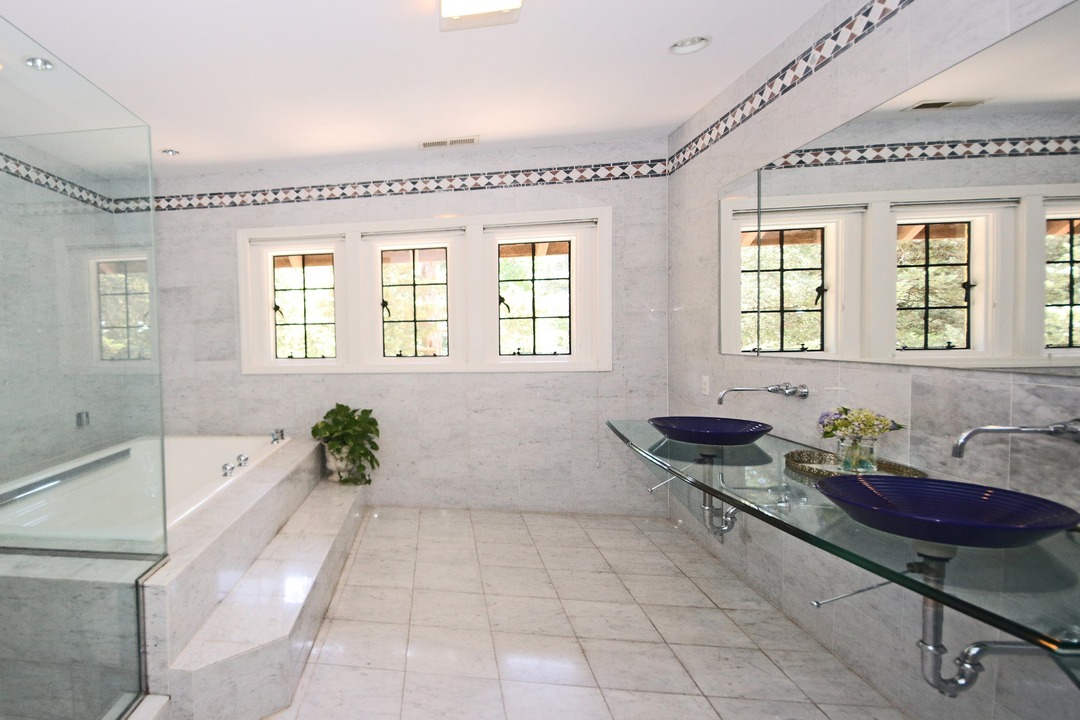 Mark Twain Redding Ct Estate Master Bath