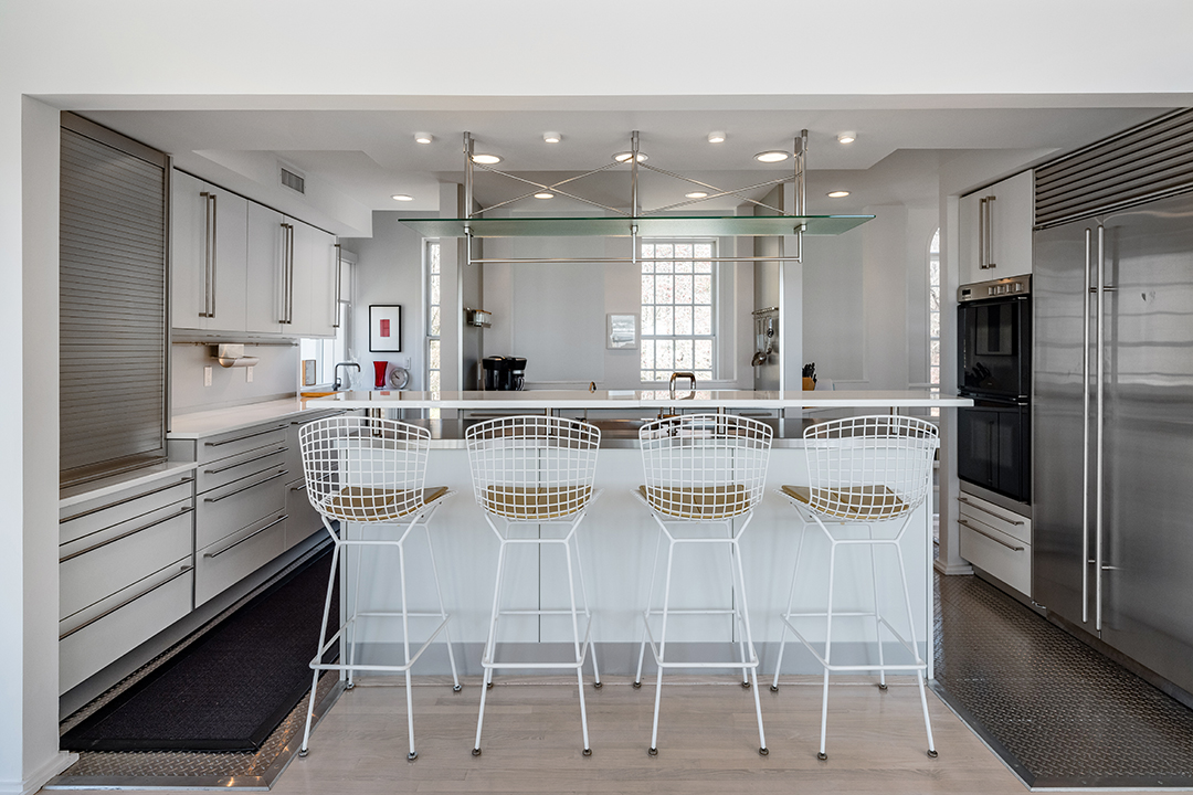 Architecturally Surprising Waterfront Home In Old Lyme Asks 3m Kitchen