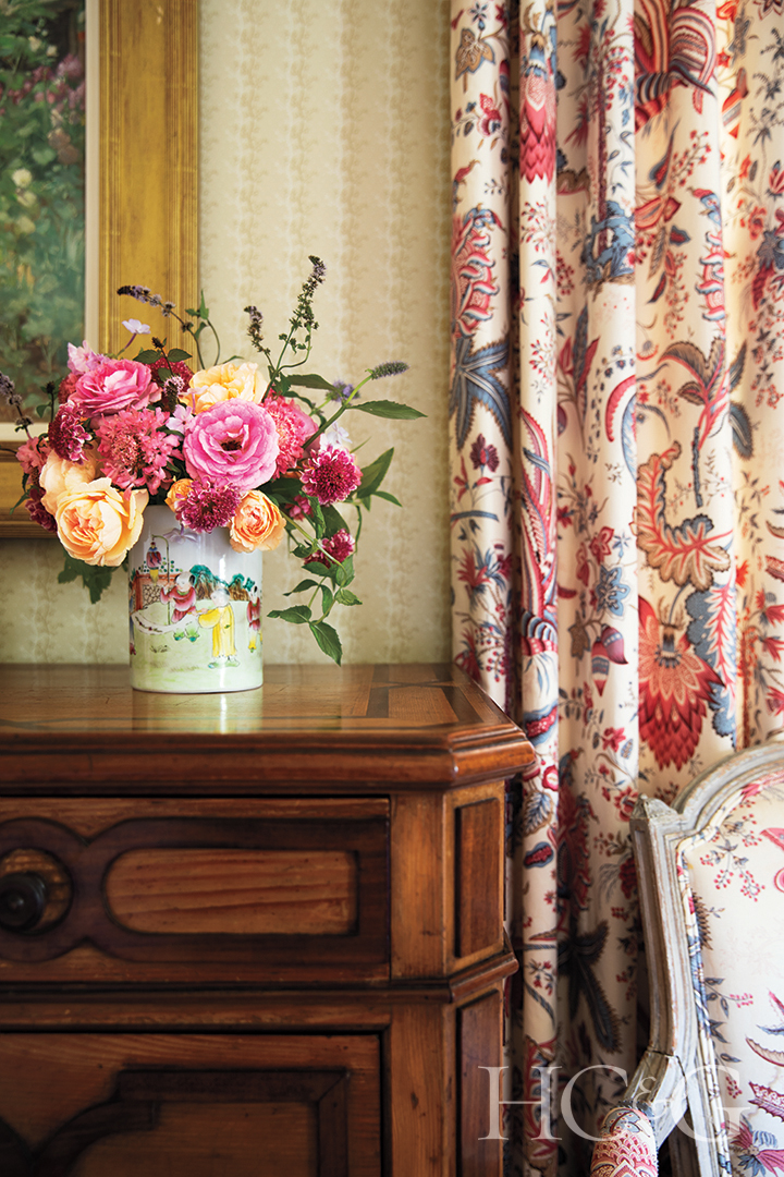 Bright Flower Arrangement Printed Curtain Vintage Dresser