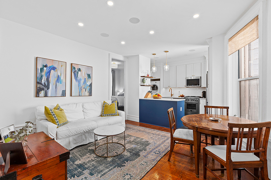 6 Eye Catching Nyc Listings Priced Under 1m Chelsea