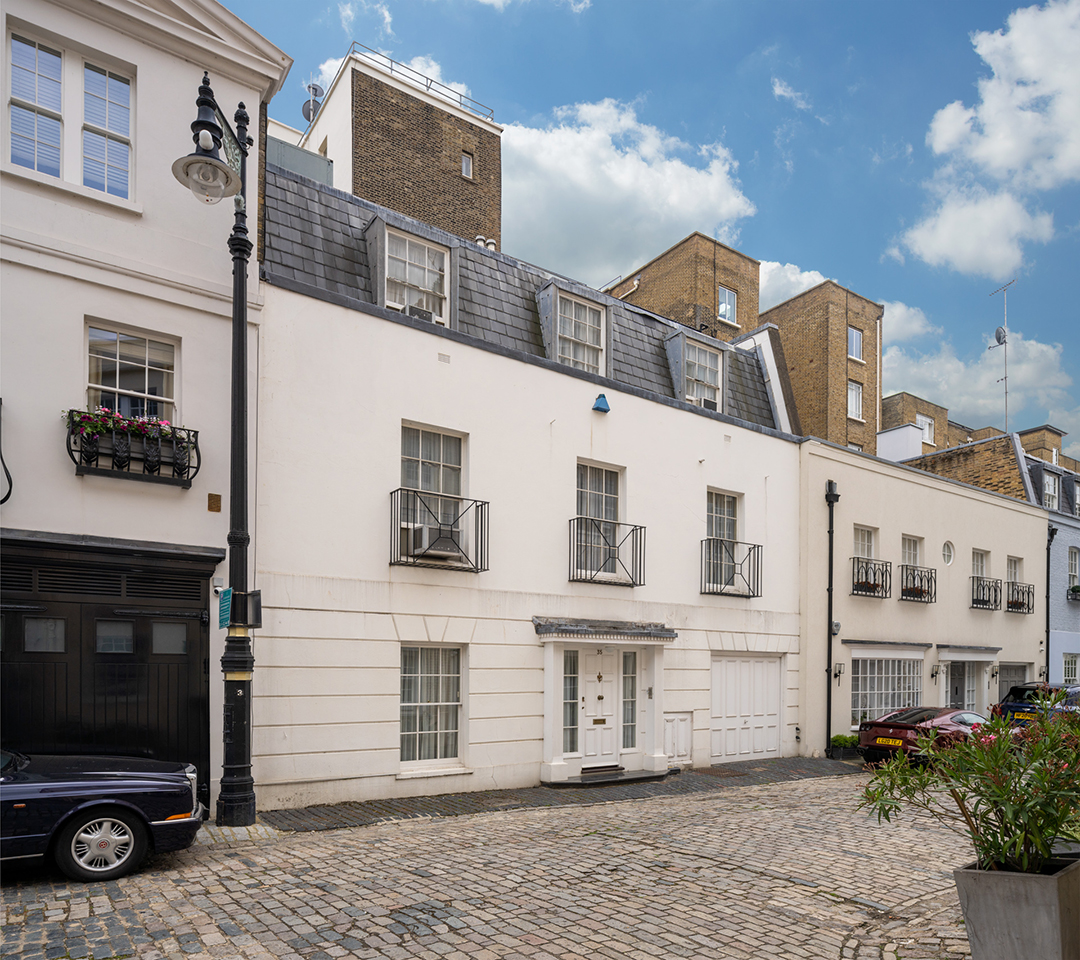 London Belgravia Apartment Once Home To Two Prime Ministers And An Heiress Wants 23m Mews House