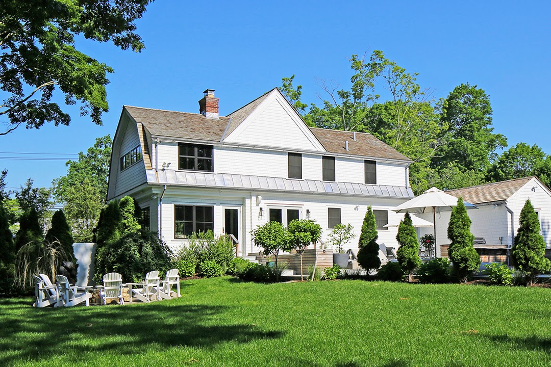 A Design Couple Revamps Their 1940s Dutch Gambrel Back