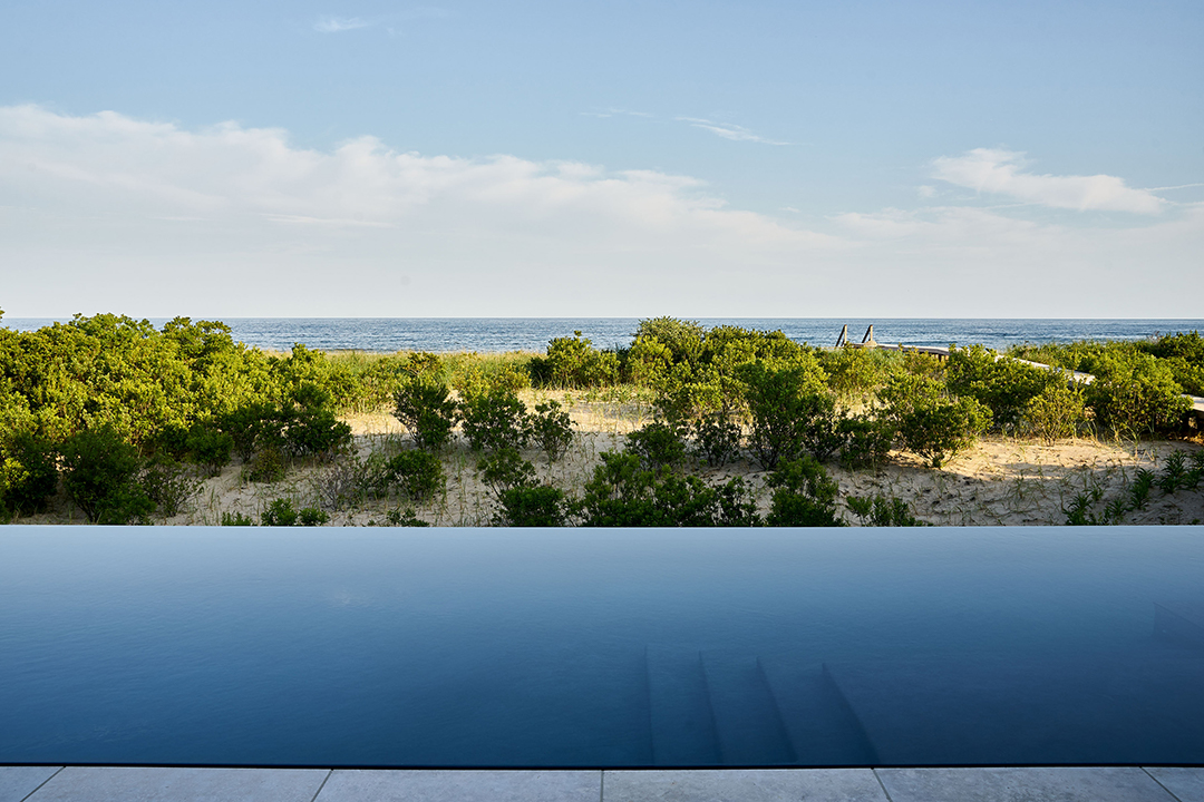 Tour Stunning Landscapes Of The Hamptons Created By Summerhill Landscape Architect Sawyer Berson Photographer Joshua Mchugh