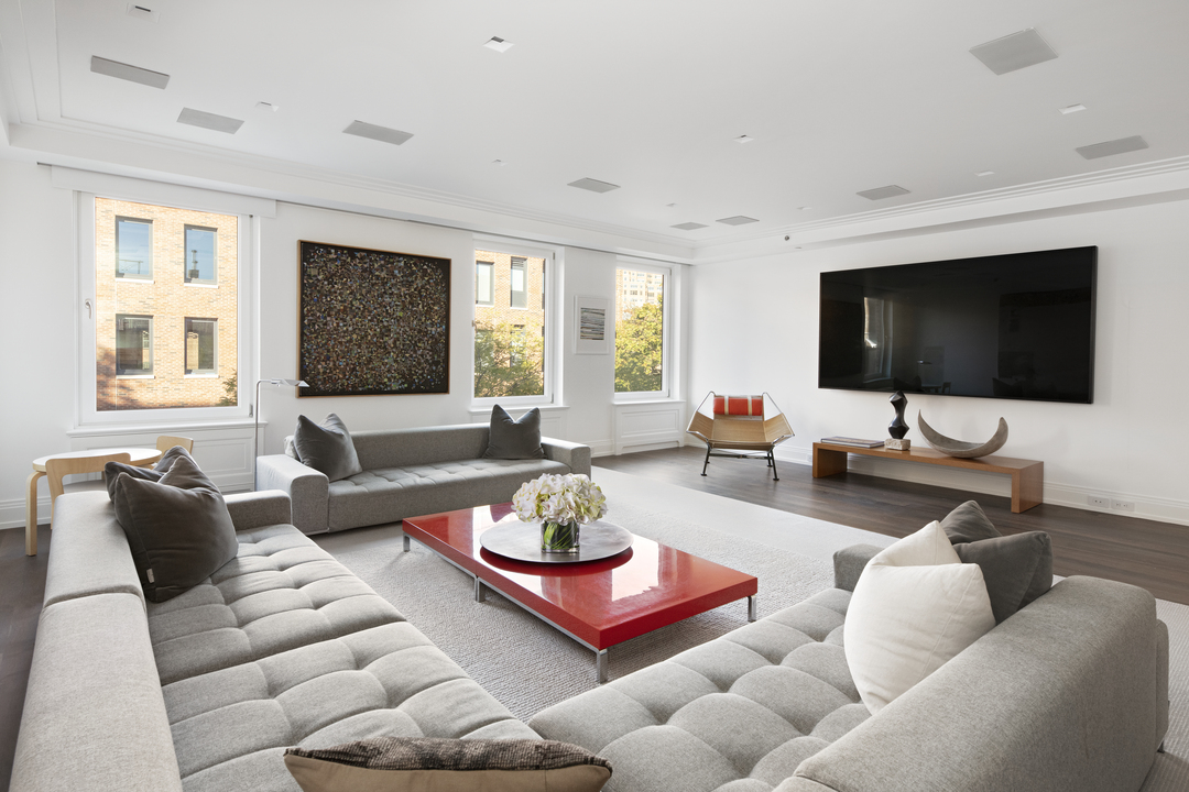 Horatio Street West Village Townhouse Parlor