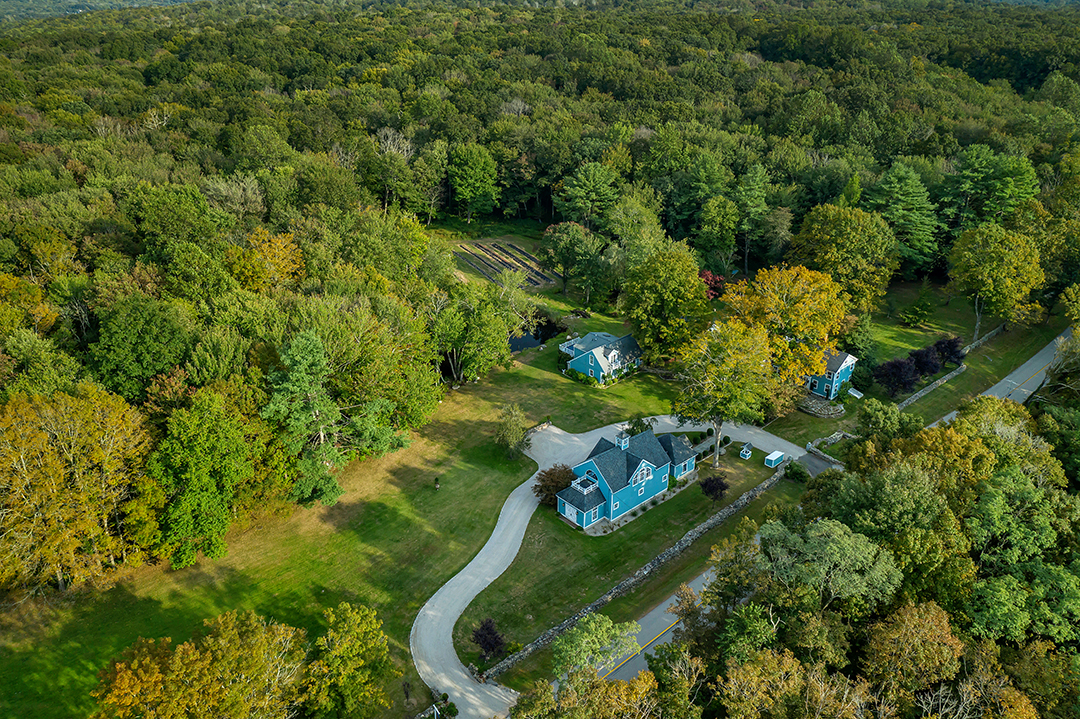 Celebrity Wedding Planner Lists Fairytale Connecticut Compound