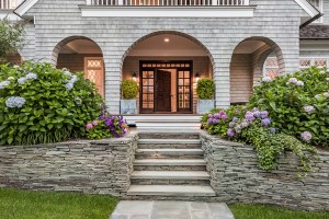 The East Ends Top Agents Weigh In On The State Of The Hamptons Market 24 2 Mile Harbor Rd Eh 15