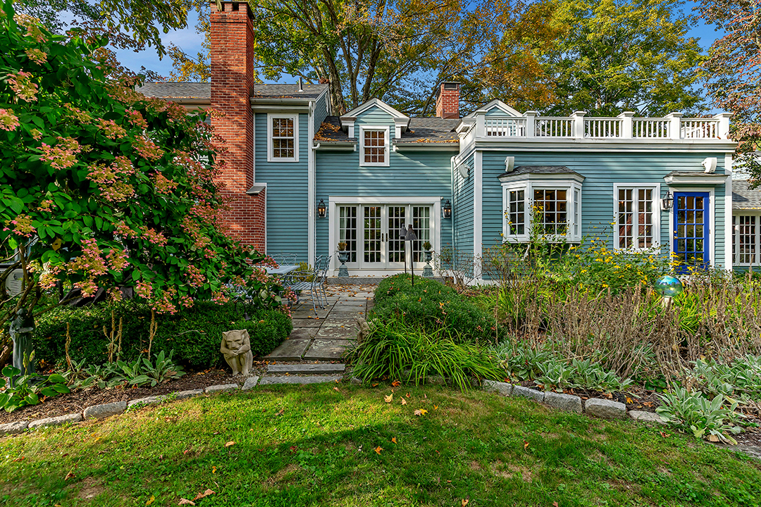 Celebrity Wedding Planner Lists Fairytale Connecticut Compound Facade