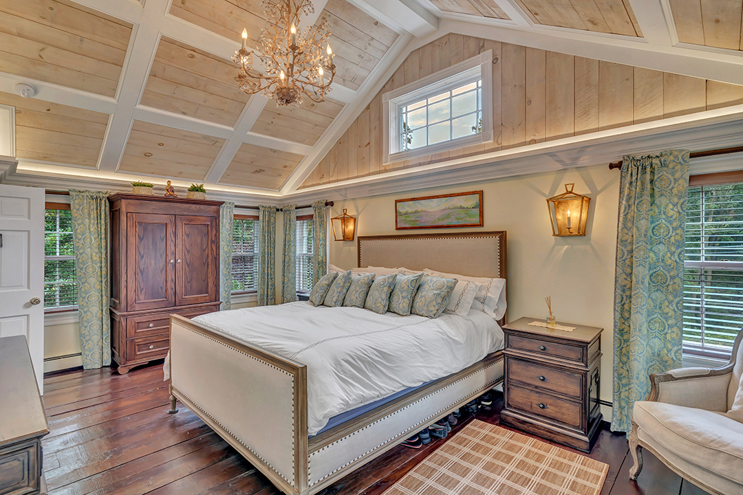 Celebrity Wedding Planner Lists Fairytale Connecticut Compound Bedroom