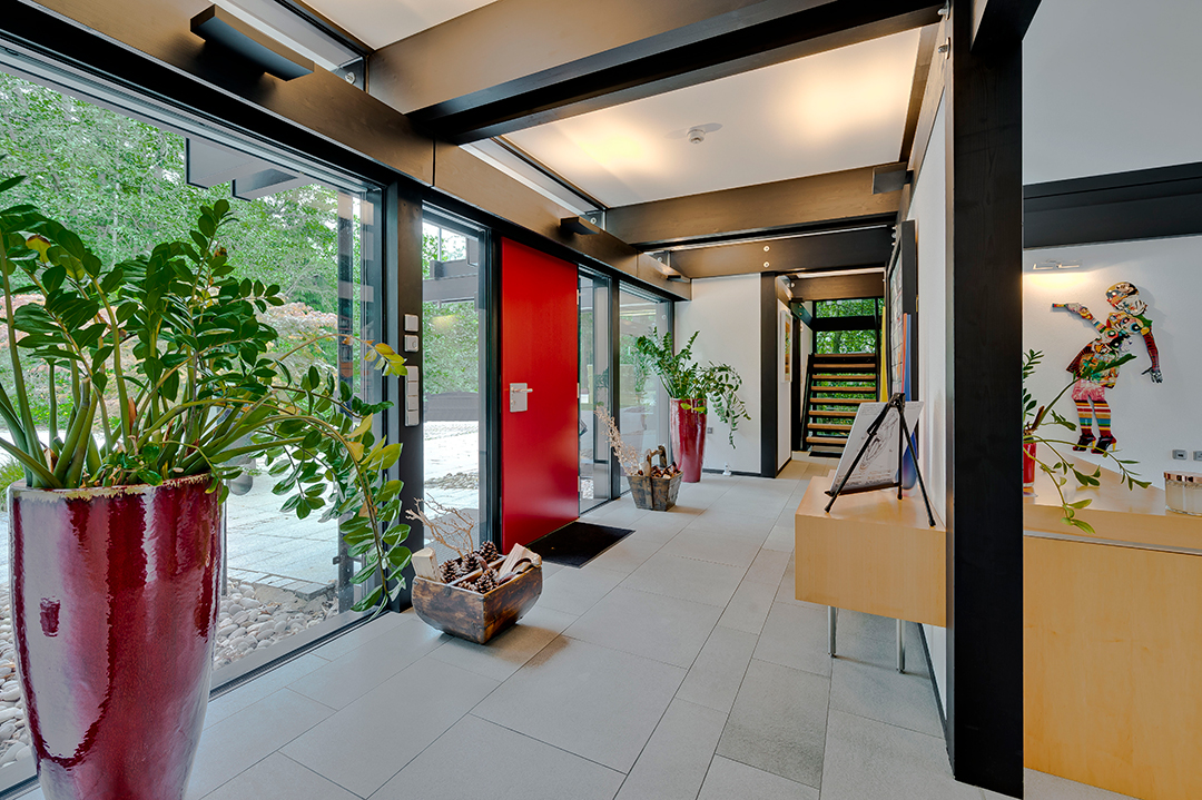 Antonio Banderas Seeks 3m For Prefab Home In The English Countryside Hallway