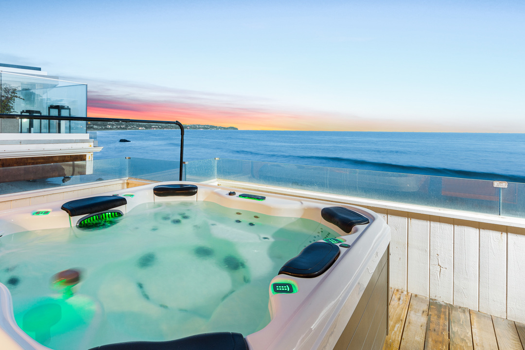 Steve Mcqueen Former Malibu Beach House Hot Tub