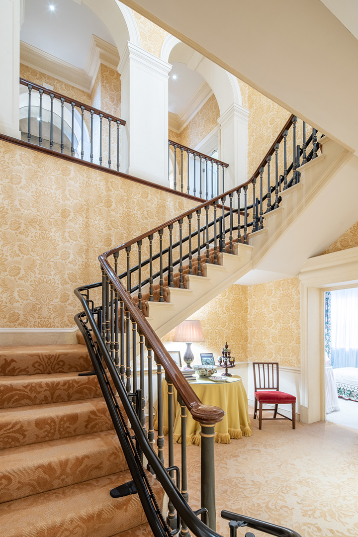 London Belgravia Apartment Once Home To Two Prime Ministers And An Heiress Wants 23m Stairs