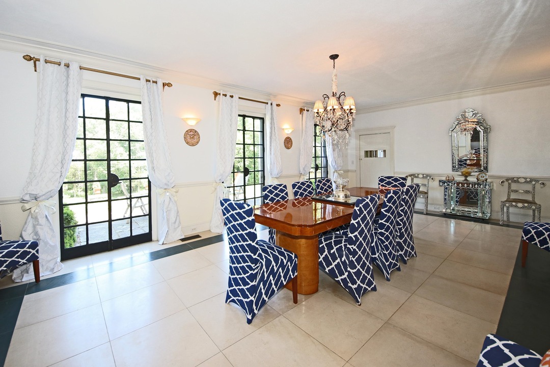 Mark Twain Redding Ct Estate Dining