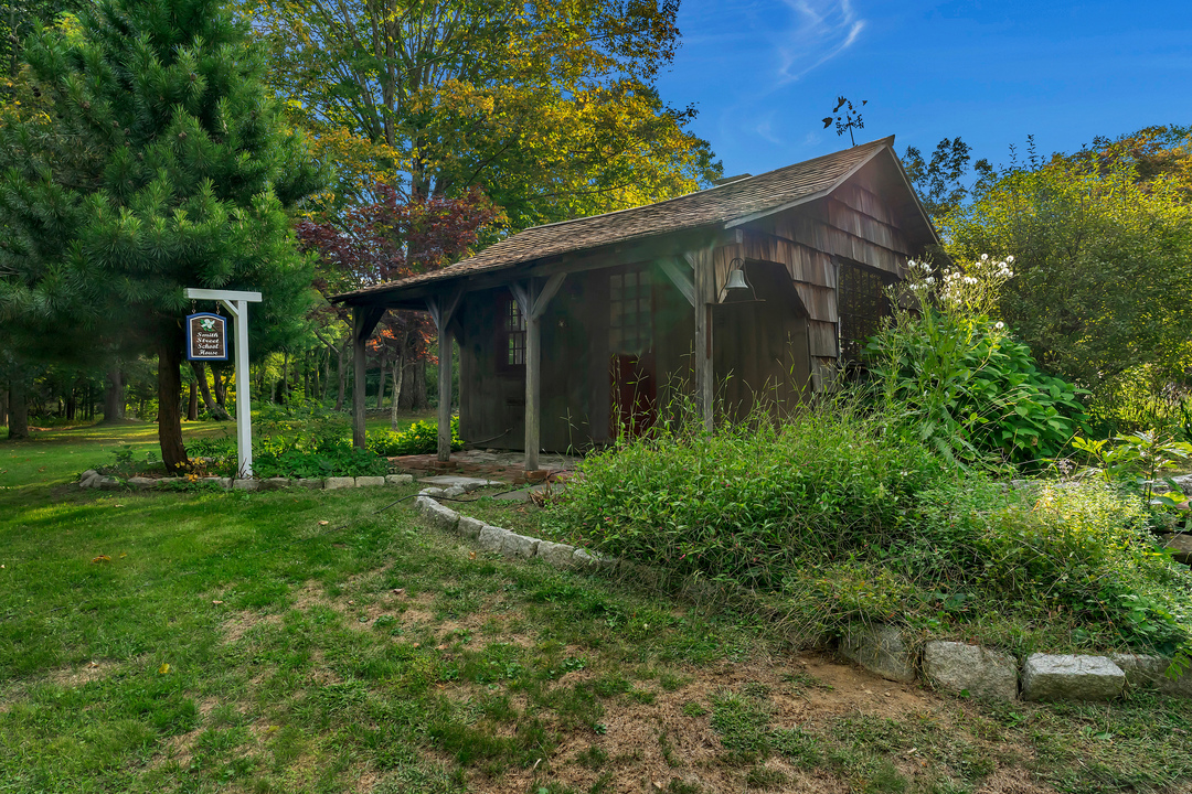 East Haddam Connecticut Country Estate Schoolhouse