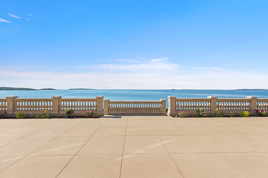 The Rock Edge Estate Ocean Views