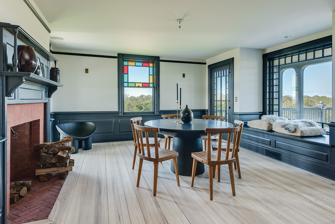 Seven Sisters 153 Deforest Road Montauk Dining Room