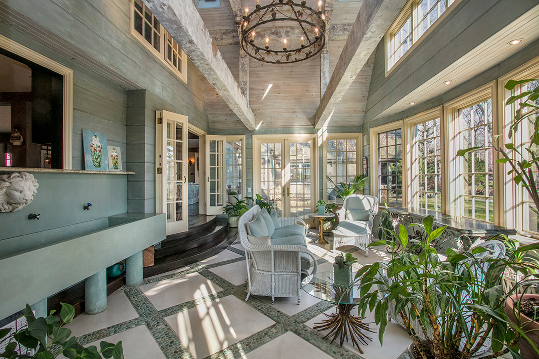 Mamaroneck Home Built For A Famous Nyc Schaefer Beer Brewer Seeks 4m Sunroom B