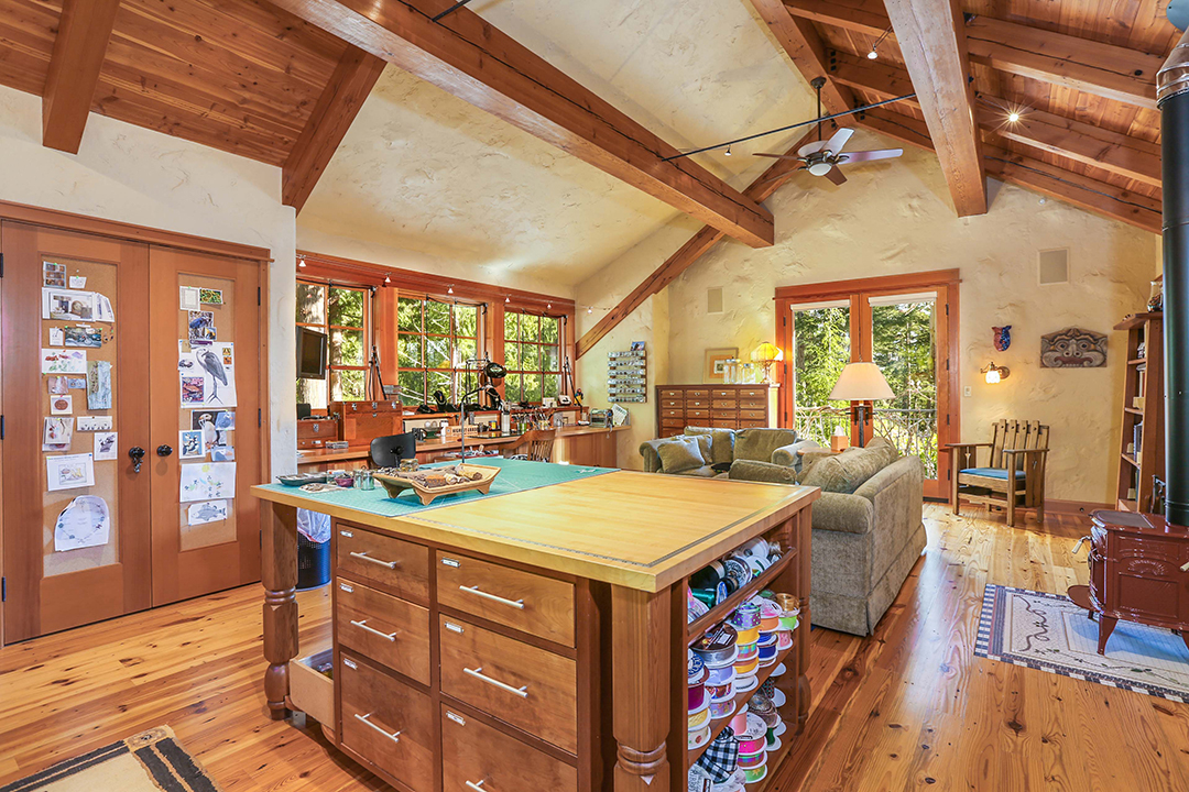 Oprah Winfrey Sells Dreamy Waterfront Estate On Orcas Island For 14m Den