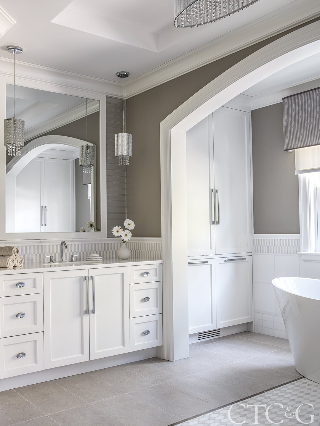 White Bathroom Cabinets Vanity Tub