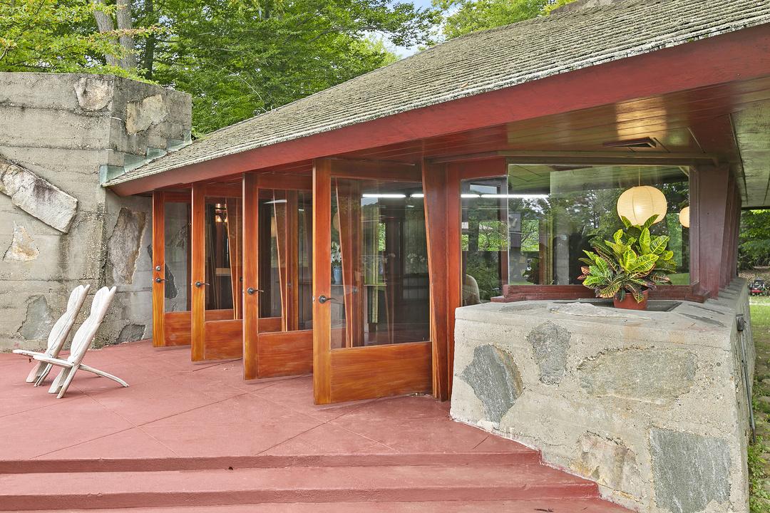 Frank Lloyd Wright Lake Mahopac Home Guest House