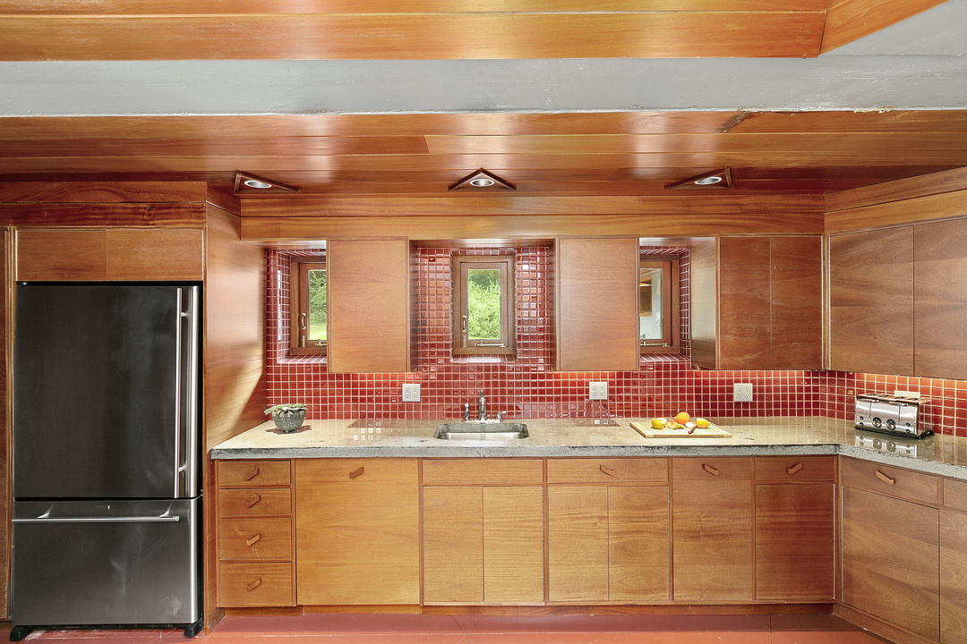 Frank Lloyd Wright Lake Mahopac Home Kitchen