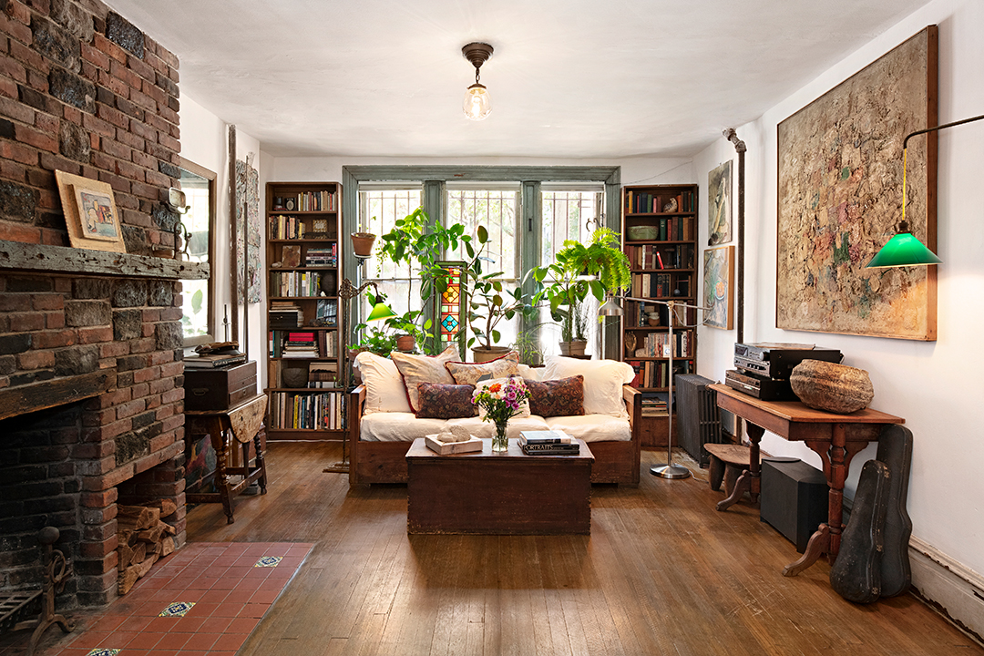 The Nyc Home And Art Studio Of Late Abstract Expressionist Jay Rosenblum Lists Living