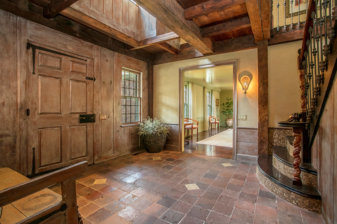 Mamaroneck Home Built For A Famous Nyc Schaefer Beer Brewer Seeks 4m Stairs B