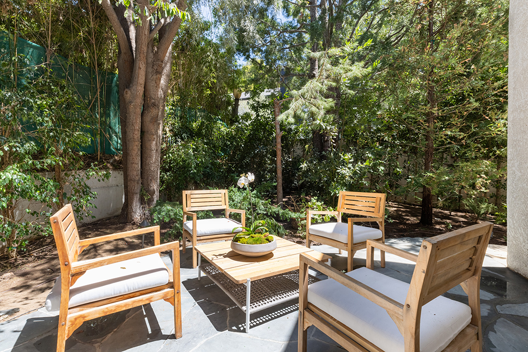 Leonardo Dicaprio Lists Circa 1926 Home In Loz Feliz For 5 75m Seating