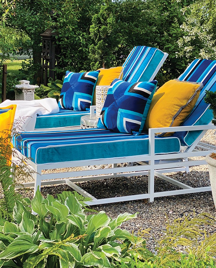 Mokum south beach stripe lounge chair