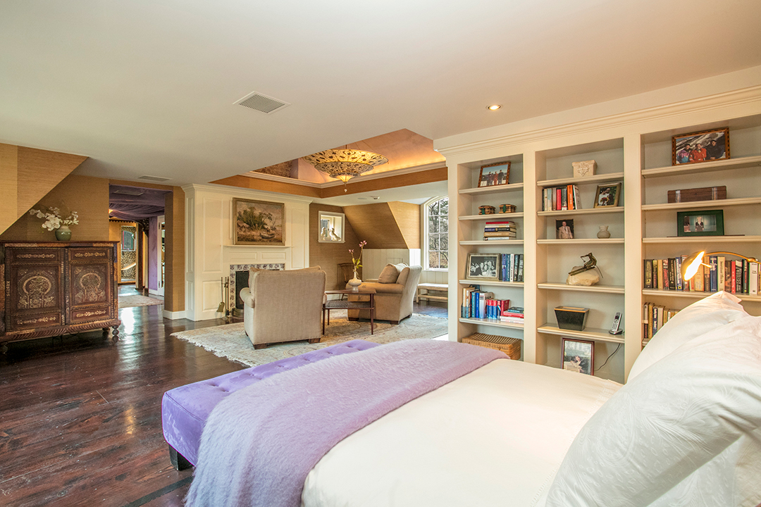 Mamaroneck Home Built For A Famous Nyc Schaefer Beer Brewer Seeks 4m Main Suite