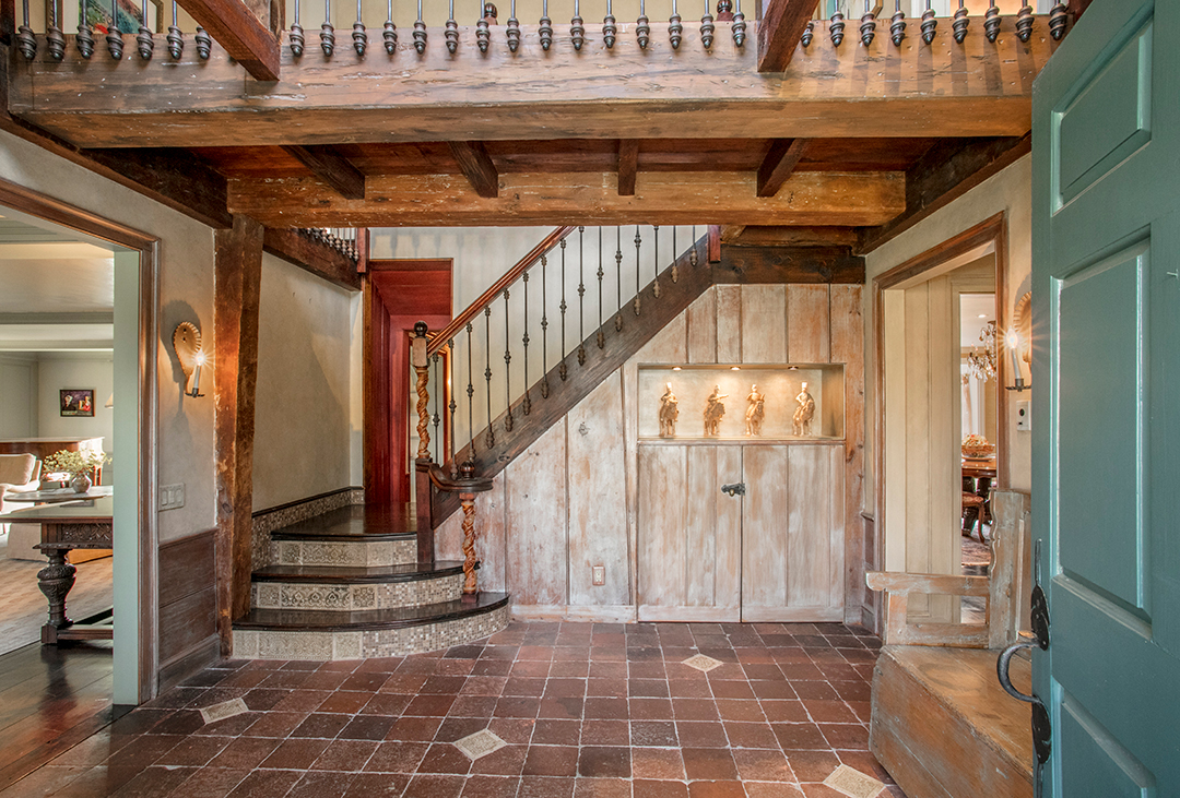Mamaroneck Home Built For A Famous Nyc Schaefer Beer Brewer Seeks 4m Entry