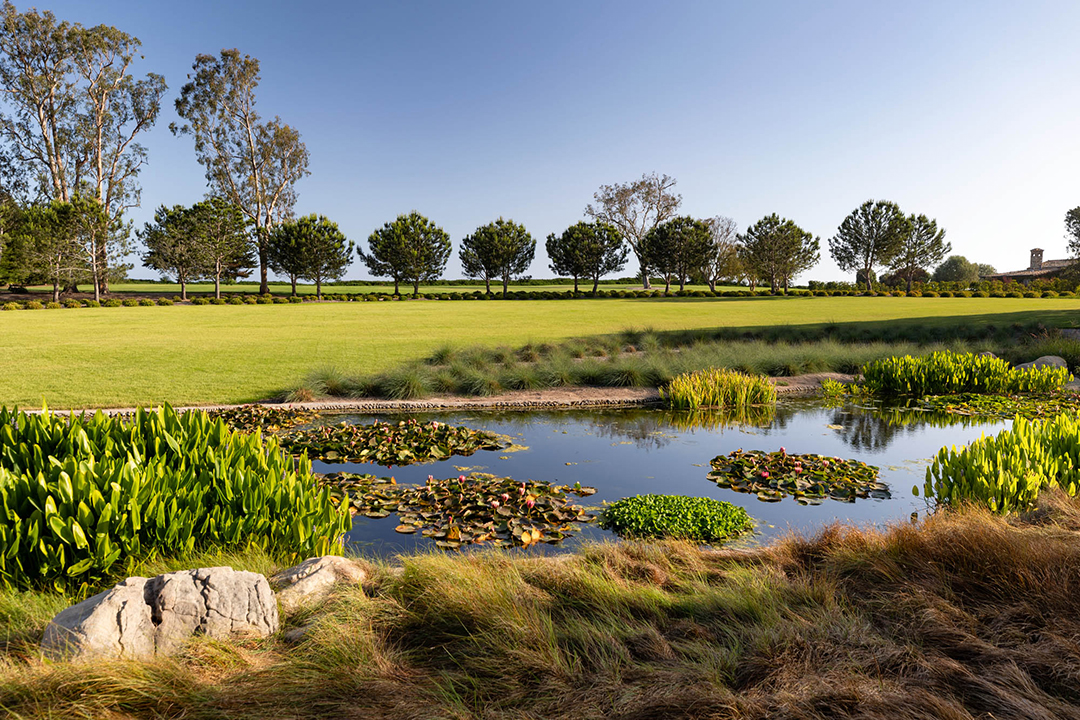 This 160m Oceanfront Estate Is Now The Most Expensive Home For Sale In California Pond Views Jim Bartsch