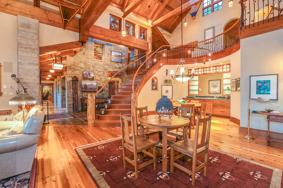 Oprah Winfrey Sells Dreamy Waterfront Estate On Orcas Island For 14m Breakfast Nook