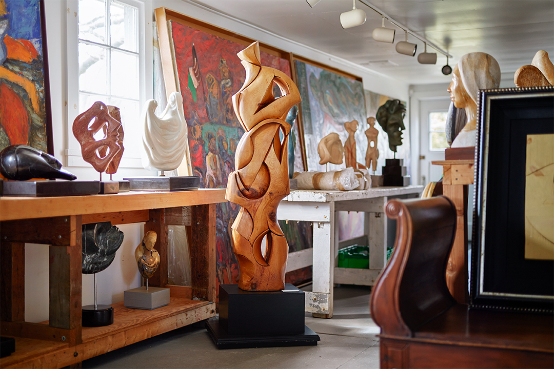 Katherine Quinns Rhode Island Home Full Of Precious Art Finds New Life After A Fire 1080x720 Cg Sculpture