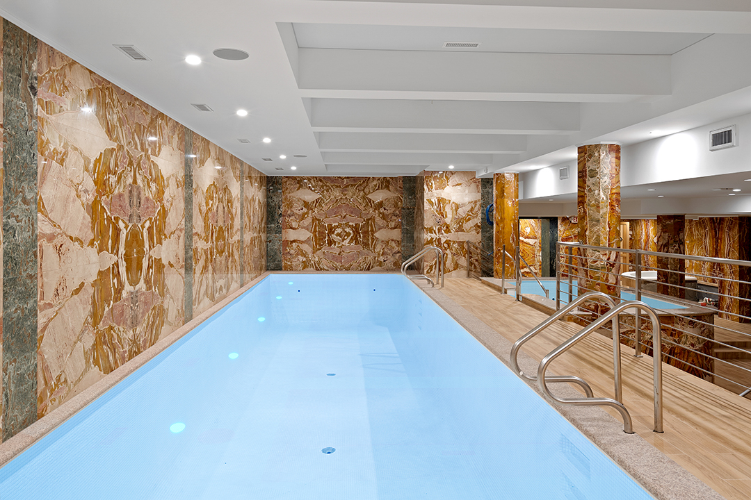 Gatsby Style Abounds A This 55m Great Neck Mansion Indoor Pool