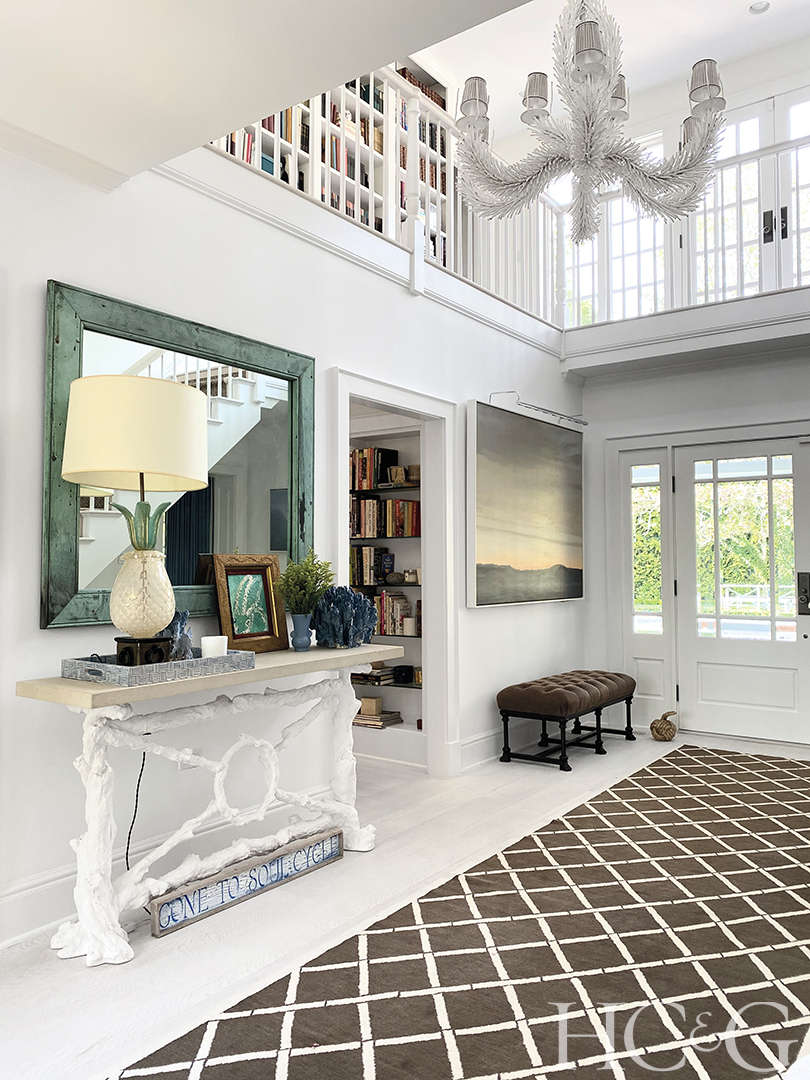 bamboo-pattern rug in foyer