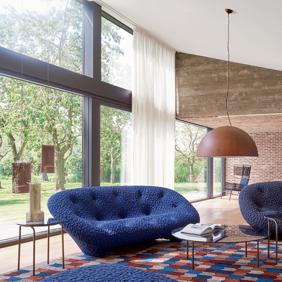 How To Bring Modern French Flair Into Every Room Ploum Sofa