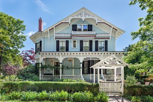 Newport Victorian Now Operating As An Inn Lists Near The Cliff Walk 31 Old Beach Road Newport 3