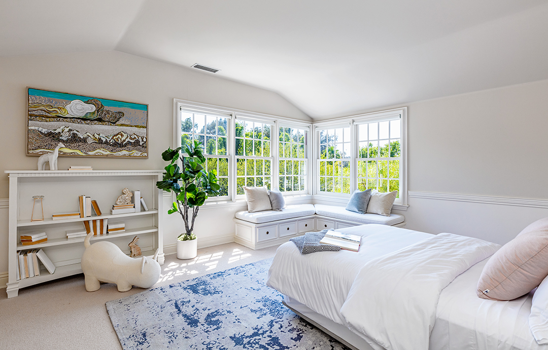Mila Kunis And Ashton Kutcher Seek To Sell Their Traditional Beverly Hills Home Bedroom C