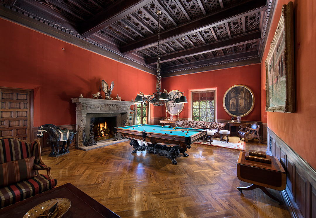 Las Iconic Hearst Estate Where Jfk And Jackie Honeymooned Just Sold At Auction Billiards Photo By Jim Bartsch