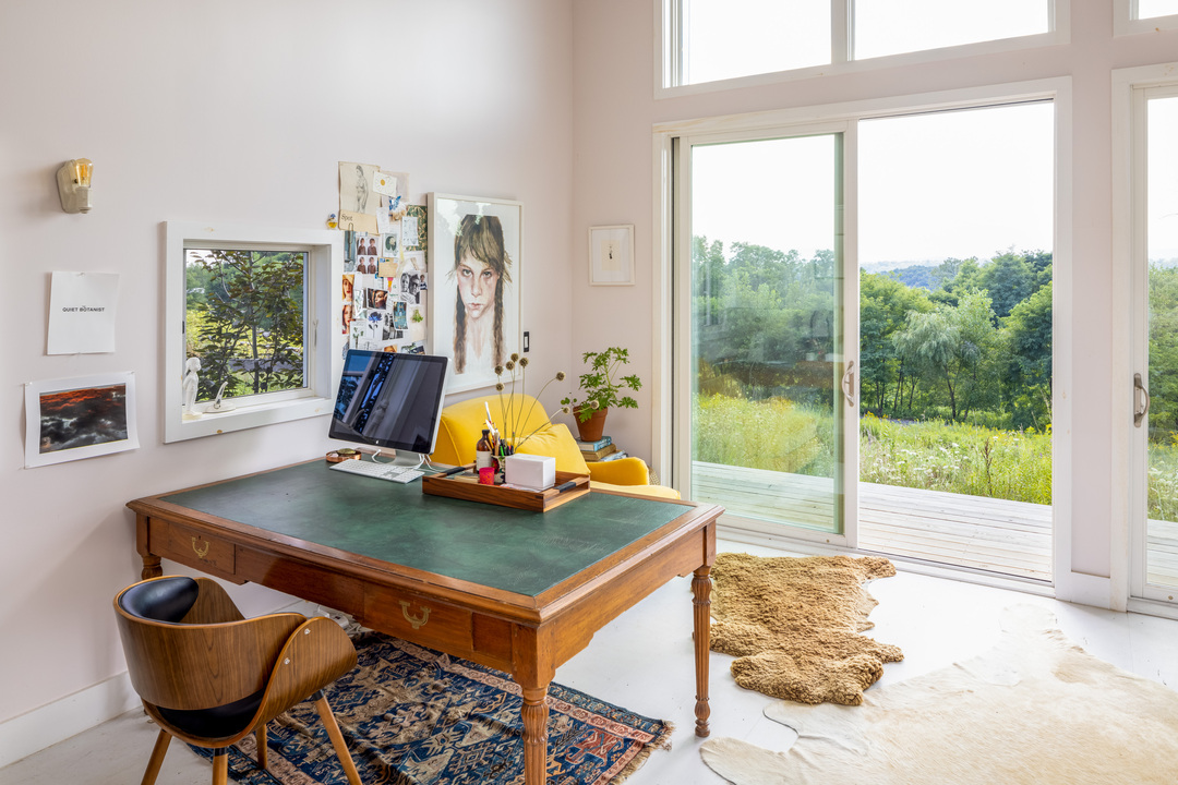 Quiet Botanist Stuyvesant Hudson Valley Home Office