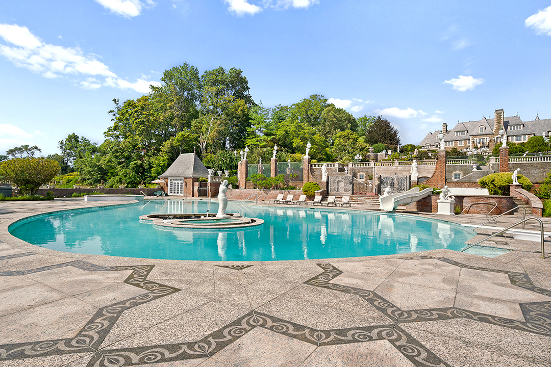 Gatsby Style Abounds A This 55m Great Neck Mansion Pool C