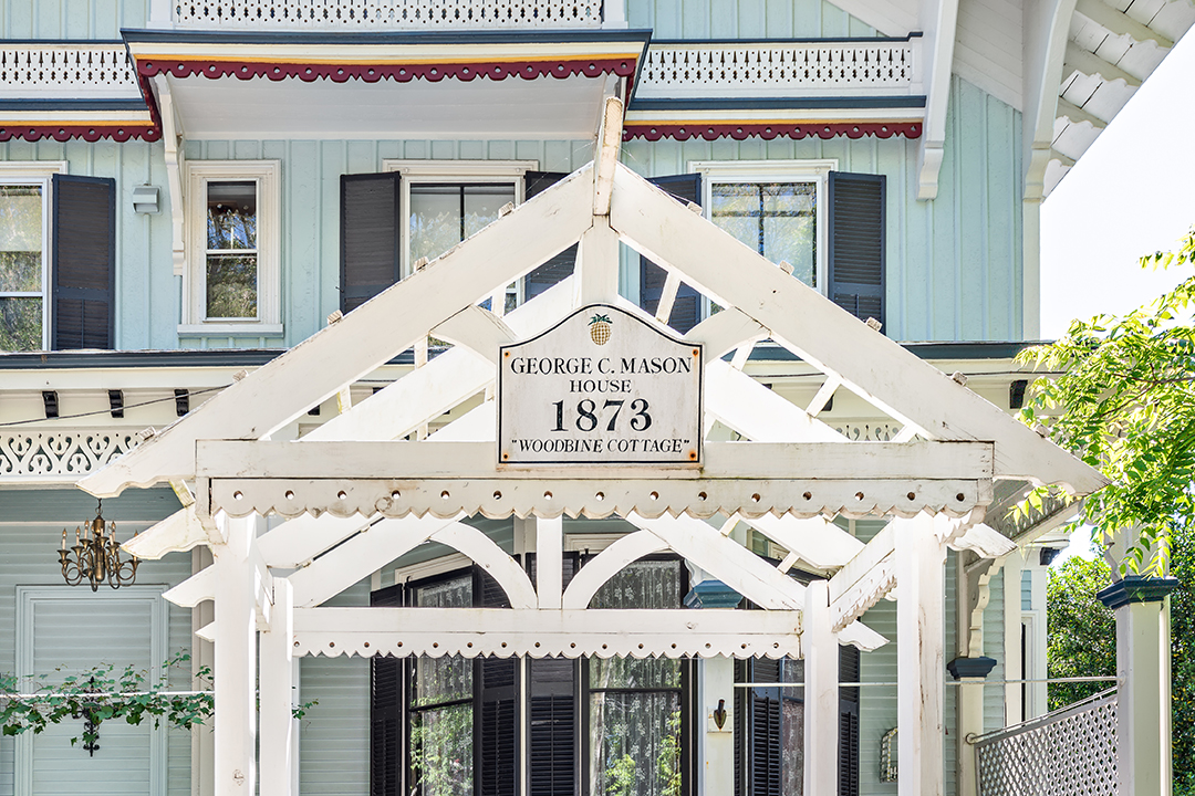 Newport Victorian Now Operating As An Inn Lists Near The Cliff Walk History